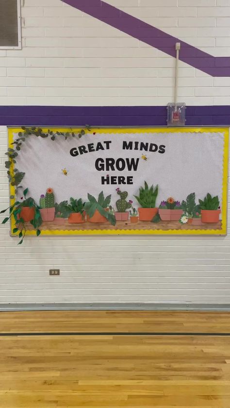 Bulletin board number 2! Here are some other fun sayings you can use: 🌿Every day is a new chance to grow🌿Let's Root for each other 🌿Be "LEAF" in yourself🌿Plant kindness and see what grows🌿We all grow at different rates🌿Pull Weeds, Plant dreams.🌿Stay sharp Full details are here: https://www.agirlandagluegun.com/4-fun-bulletin-board-ideas-for-schools/ | A girl and a glue gun Grow With Us Bulletin Board, Grow In The Grace And Knowledge Bulletin Board, Here We Grow Bulletin Board, Growing Minds Bulletin Boards, Grow Your Mind Bulletin Board, Great Minds Grow Here Bulletin Board, Growing Leaders Bulletin Board, We All Grow At Different Rates, Grow Through What You Go Through Bulletin Board