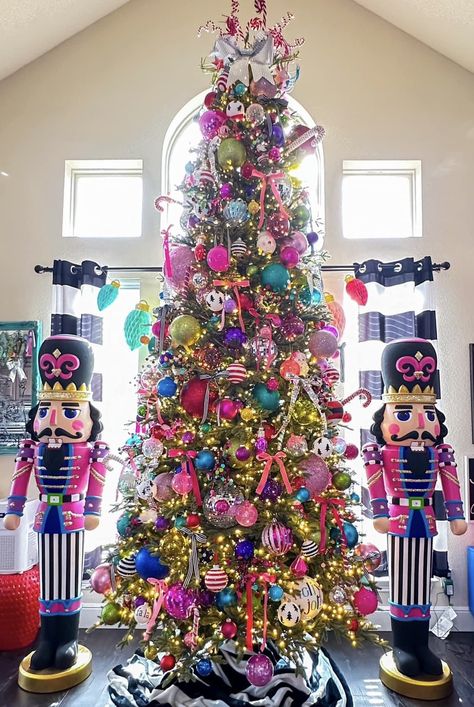 Bright Colored Nutcracker, Christmas Colorful Lights, Colors For Christmas 2024, Christmas Tree Bright Colors, Whimsy Christmas Tree, Multi Colored Christmas Tree Ideas, Multi Colored Christmas Tree Decorations, Dopamine Christmas Decor, Cute Christmas Tree Ideas Themed