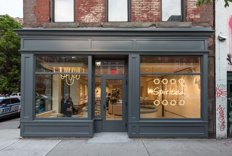 Storefront Window Design, Shop Facade Store Fronts, Modern Store Fronts, Vintage Store Fronts, Bakery Exterior, Storefront Facade, Curved Seating, Shop Exterior, Restaurant Exterior