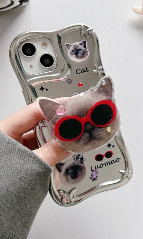 Cool Cute Siamese cat Bracket Phone Holder Case For iPhone 14 12 13 Pro Cat Phone Holder, Preppy Phone Case, Phone Case Holder, Cat Phone Case, Cats Case, Stylish Iphone Cases, Animal Phone Cases, Cats Phone Case, Aesthetic Shop