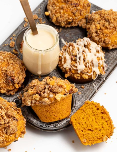 Vegan Pumpkin Streusel Muffins, Vegan Fall Desserts Healthy, Vegan Pumpkin Baking, Fall Meals Vegan, Vegan Pumpkin Spice Muffins, Vegan Pumpkin Muffins Healthy, Vegan Fall Dishes, Vegan Fall Baking, Autumn Recipes Vegan