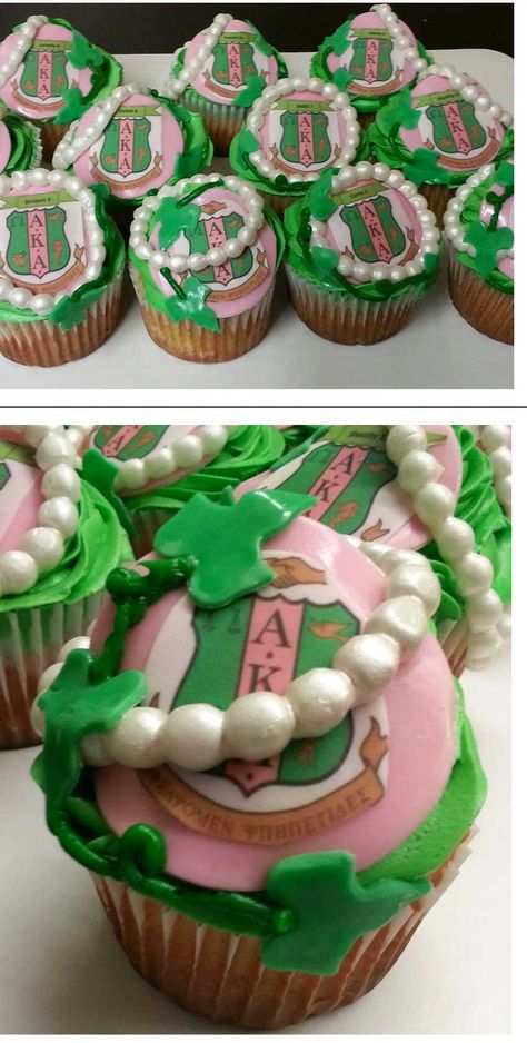 Alpha Kappa Alpha cupcakes Aka Party, Sorority Paraphernalia, Aka Sorority Gifts, Green Shoe, Art Cakes, Alpha Girl, Skee Wee, Aka Sorority, Alpha Kappa Alpha Sorority