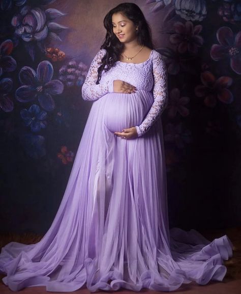 Maternity Dresses Indian Style, Lavender Frock, Indian Maternity Photos, Maternity Shoot Dresses, Maternity Photography Dress, Maternity Shoot Outfit, Maternity Dresses Photography, Cute Maternity Dresses, Maternity Photography Poses Couple