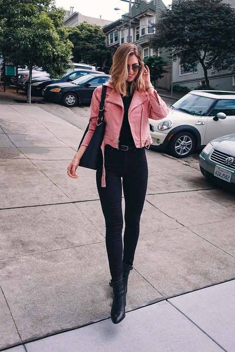 Pink Leather Jacket To Brighten Up Your Fall Outfit Ideas #perfectfalllook #stylish outfit #casualoutfit Pink Leather Jacket Outfit, Pink Jacket Outfit, Pink Leather Jacket, Perfect Fall Outfit, Chic Fall Outfits, Leather Jacket Outfits, Looks Black, Casual Winter Outfits, Leather Jackets Women