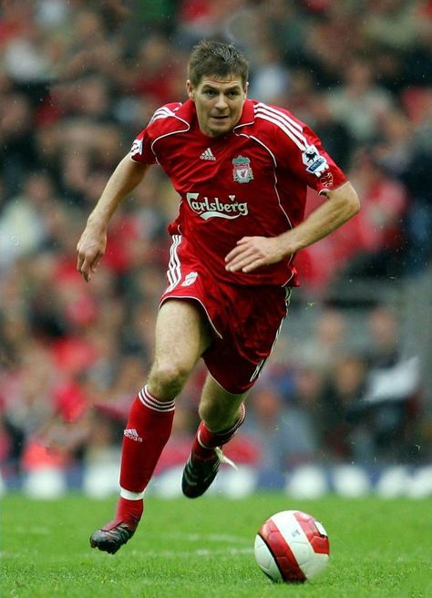 Liverpool F.C. Coach Soccer, Liverpool Legends, Liverpool Players, Steven Gerrard, Liverpool Fc, Liverpool, Soccer, Football, Sports