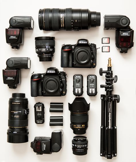 Photography Equipment Aesthetic, Professional Cameras Photography, Camera Gear Photography Equipment, Photography Gadgets, Photographer Gear, Roman Photography, Camera For Photography, Photographer Aesthetic, Best Camera For Photography