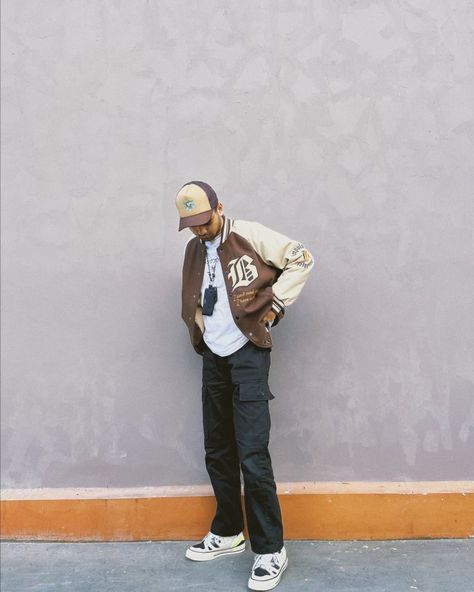 Brown Varsity Jacket Outfit Men, Light Brown Jacket Outfit Men, Brown Varsity Jacket Outfit, Brown Jacket Outfit Men, Varsity Jacket Outfits, Varsity Jacket Outfit Mens, Varsity Jacket Aesthetic, Brown Varsity Jacket, Racing Jacket Outfit