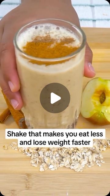 Belly Fat Smoothies, Light Dinner Recipes, Smoothie Diet Challenge, Tea Drink Recipes, Homemade Detox, Detox Smoothie Recipes, Fat Burning Smoothies, Lean Belly, Green To Blue