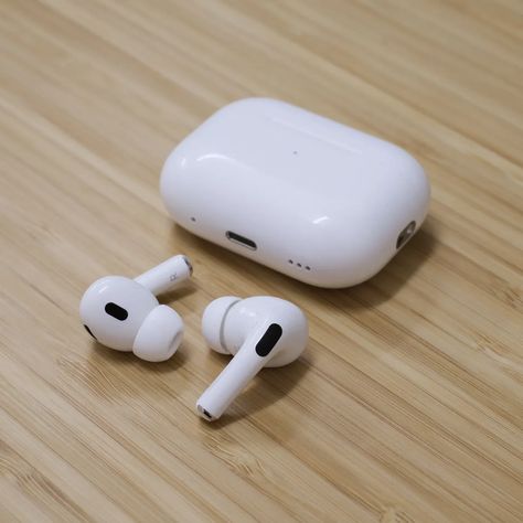 https://amzn.to/3OqrJcz Apple Headphone, Sony Headphones, Apple Airpods 2, Apple Airpods Pro, Airpod Pro, Buy Apple, Earbud Headphones, Active Noise Cancellation, Airpod Case