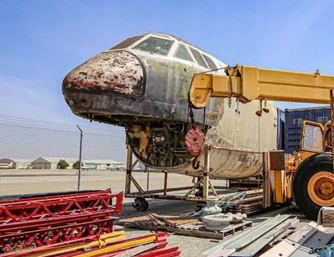 Airplane Boneyard, B 52 Stratofortress, Northern Florida, Lunar Landing, Apollo Missions, Air Museum, Space Museum, Air And Space Museum, Jet Engine