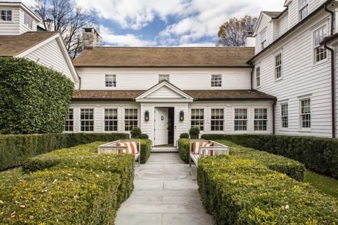 Connecticut House Closet Into A Bar, Connecticut Farmhouse, Connecticut House, Wimborne White, Greenwich Connecticut, Thom Filicia, Colonial Exterior, Country House Design, Downtown Manhattan