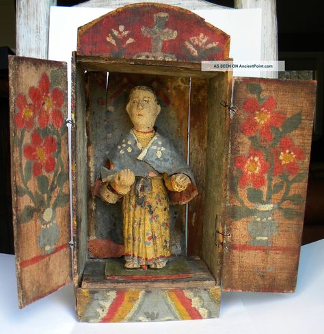 Incredible Antique Mexican Nicho & Santo Fabulous Orig.  Paint + Folk Style Latin American photo Mexican Nichos, Latin American Folk Art, Shrines Art, Arte Folk, American Photo, Sock Doll, Shadow Box Art, Folk Style, American Folk Art