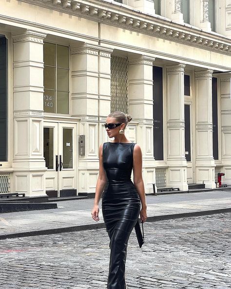 Stepping out | Instagram Jess Hunt, Leather Midi Dress, Ankle Length Dress, Business Wear, Womens Robes, Black Maxi, Style Maxi Dress, Outfit Goals, Leather Dress