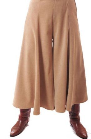 riding pants pattern | from: www.amazon.com - A Western riding skirt is meant for proper ... Plus Size Western Wear, Steampunk Western, Plus Size Western, Southwest Chic, Riding Skirt, Cowgirl Clothing, Riding Habit, Gaucho Pants, John B