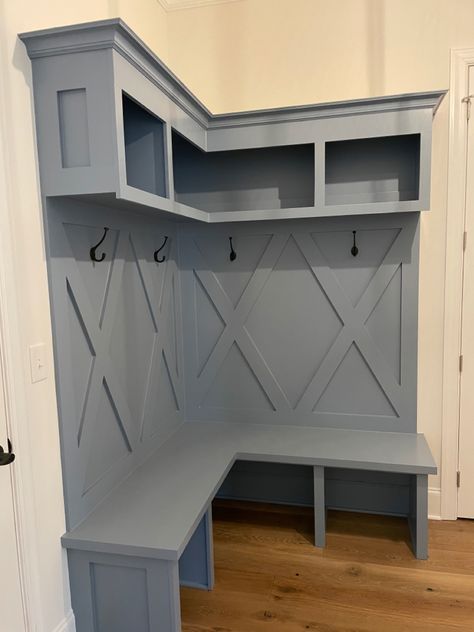 Stairway Drop Zone, Corner Coat Rack Ideas, Diy Mudroom Small Space, Corner Mudroom Ideas Entryway, L Shaped Drop Zone Ideas, Corner Entry Way Storage Ideas, Small Corner Drop Zone, Drop Zone Built Ins, Small Corner Drop Zone Ideas