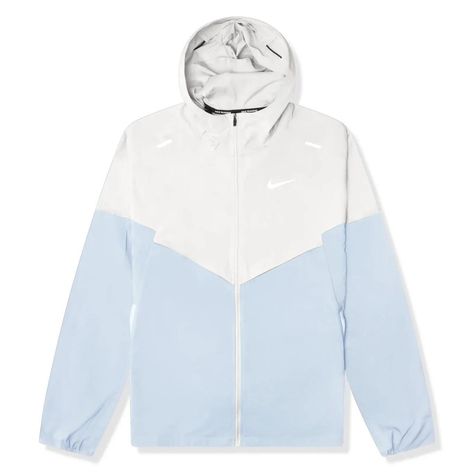 ‼ AVAILABLE NOW ONLINE 👕 Nike Repel Windrunner White Blue 🛍️LINK IN BIO TO SHOP NOW BEFORE ITS GONE! #Nike #Windrunner #StyleGame #FreshLook #StatementJacket #Outerwear #Fashion #NikeRepel #SleekDesign #Coolness Nike Windrunner, Windrunner Jacket, Jacket Nike, Statement Jacket, Versatile Jacket, Jordan 2, Jordan 5, Blue Nike, Urban Style