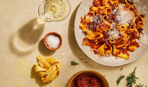 Gourmet Pasta Dishes, Meat Pasta Recipes, Unique Food Gifts, Prue Leith, Meat Love, Pork Ragu, Gourmet Pasta, Homemade Pasta Recipe, Gifts For Best Friends