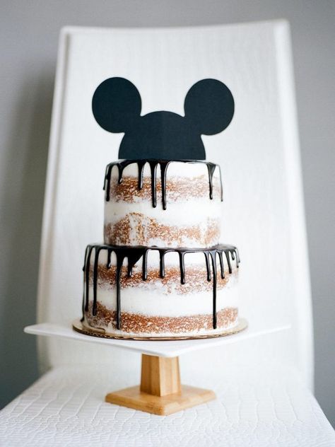 Γενέθλια Mickey Mouse, Décoration Baby Shower, Mickey Mouse Birthday Cake, Mickey Mouse Themed Birthday Party, Mickey Mouse First Birthday, Disneyland Birthday, Mickey Theme, Mickey Cakes, Mickey Birthday Party