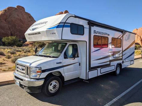 ⛟ Small RVs are perfect options for long trips, and these small Class C RVs are no exception! Looking for a new RV? These are 10 great options! The 10 Best Small Class C RVs on the Market #ClassCRVs #SmallRV #RVBrands Best Small Rv, Winnebago Minnie, Small Rv, Class C Motorhomes, Class C Rv, Class A Motorhomes, Camping Needs, Buying An Rv, Rv Ideas