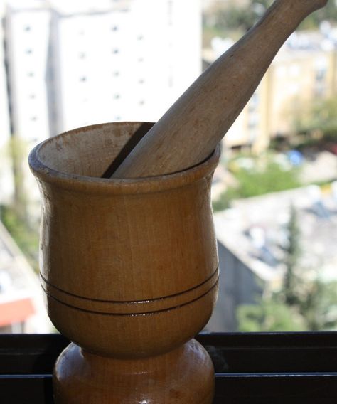 Old Vintage Russian Wood Mortar and Pestle Folk Art Country Home Bar Decoration by Leobuy Country Home, Wooden Art, Mortar And Pestle, Old Vintage, Bars For Home, Home Bar, Bar Decor, Country House, Collectable Items