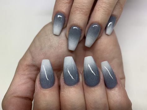 White And Grey Nails, Manicure Spa, Ombre Nail Art, Coffin Nails Ombre, Different Types Of Nails, Grey Nails, Shellac Manicure, Spa Pedicure, Nails Ombre