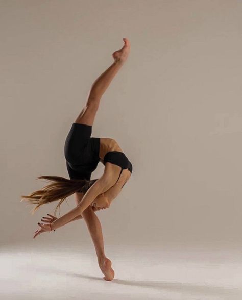 Acro Poses, Gymnastics Logo, Dance Shoot, Neural Pathways, Yoga Poses Photography, Acro Dance, Dance Picture Poses, Flexibility Dance, Dance Photo Shoot