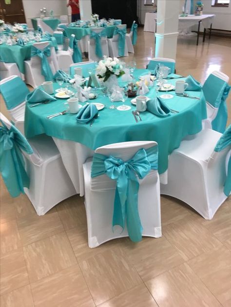 Light Teal Quinceanera Theme, Turquoise Table Decorations, Teal White And Silver Party Decorations, Turquoise Centerpiece Ideas, Turquoise Theme Wedding, Turquoise Decorations Party, Turquoise Wedding Theme Ideas, Aqua Quinceanera Decorations, Turquoise Party Decor