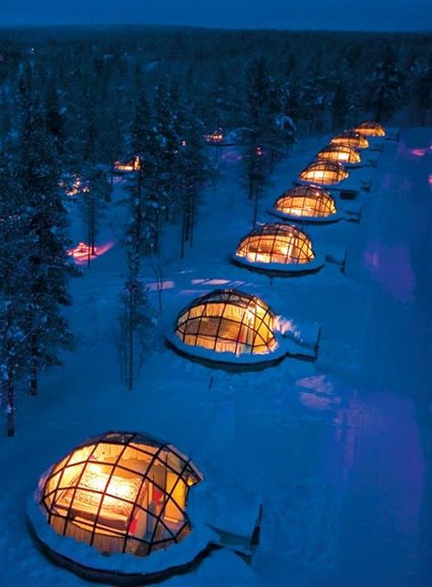 Unique honeymoon destination. Renting a glass igloo in Finland to sleep under the Northern Lights. Igloo Village, Glass Igloo, Design Exterior, The Northern Lights, Pretty Places, Places Around The World, Travel Bucket List, Crete, Travel Bucket