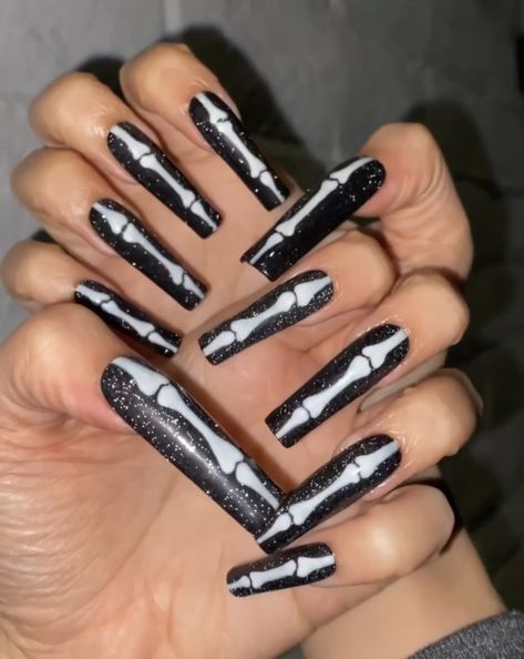 Reflective long bone nails happy Halloween Friday The 13th Nails, Ongles Goth, Holloween Nails, Nail Art Halloween, Halloween Acrylic Nails, September Nails, Halloween Things, Goth Nails, Long Square Acrylic Nails