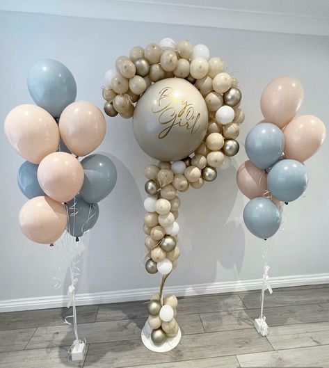 We are offering 20% off our question mark gender reveal balloon for orders placed in December & January 🪄✨🩵❔💗 Dm to order! ___________ #genderrevealparty #genderreveal #itsaboy #itsagirl #babyshower #babyshowerideas #babyshowerballoons #londonballoons #balloondelivery #nudeballoon #giantballoons #questionmarkballoon #balloonstylist #balloons Question Mark Gender Reveal, Gender Reveal Balloons, Balloon Delivery, Giant Balloons, Baby Shower Balloons, Question Mark, Gender Reveal Party, Gender Reveal, Balloons