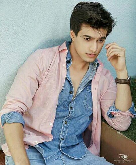 Mohsin khan Kartik Goenka, Moshin Khan, Kartik Naira, Shivangi Joshi Instagram, Kaira Yrkkh, Acting Auditions, Kartik And Naira, Mohsin Khan, Cutest Couple Ever