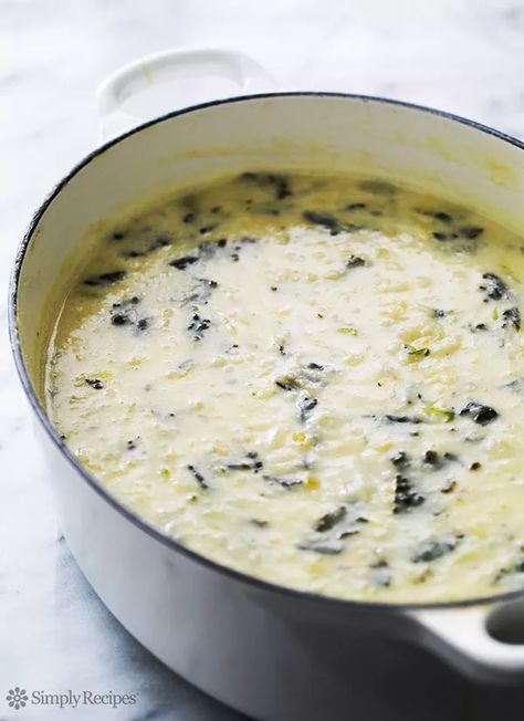 Colcannon Soup Recipe, Colcannon Soup, Colcannon Potatoes, Irish Colcannon, Irish Cooking, Irish Cuisine, Scottish Recipes, Spinach Soup, Potato Soup Recipe