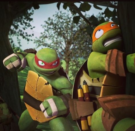 THIS PART Raph just pretends to throw a punch and Mikey rushes and runs into the tree again. Nice on Raph. Tmnt Playlist Cover, Ralph And Mikey Tmnt, Tmnt 2012 Raph And Mikey, Mikey And Raph 2012 Tmnt, Tmnt 2012 Mikey And Raph, Raphael X Mikey, Raphael And Mikey, 2012 Tmnt Raph, Tmnt Raph 2012