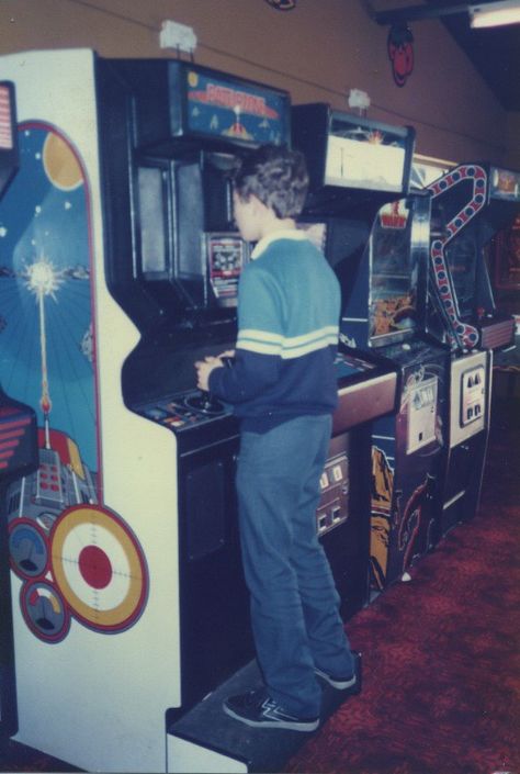 1980s Arcade, 80s Nerd, 80s Photography, 1980s Aesthetic, 90’s Nostalgia, Arcade Retro, Nerd Aesthetic, Arcade Room, 80s Vibes