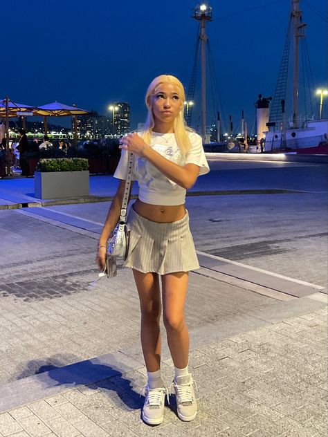 Frozen Moments Jordan 4 Outfit, Jordan 4 Frozen Moments Outfit, Bape Fit, 30 Inch Wig, Jordan 4 Outfit, Frozen Moments, Jordan 4’s, Inspo Hair, Girl Fits