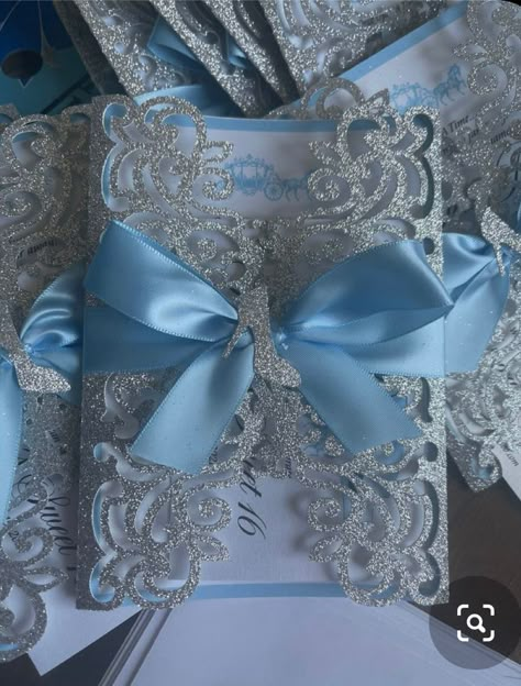 Sweet 16 Cinderella Theme, Blue Quinceanera Ideas, Cinderella Quince, Baby Blue Quinceanera, Cinderella Wedding Invitations, Light Blue Quince, Cinderella Quinceanera Themes, Quince Planning, Cinderella Sweet 16