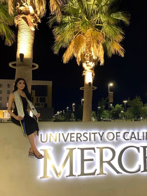 UC Merced Graduate | UCM Grad | First Gen | California | Merced | San Diego | Senior Photos | Class of 2023 | Class of 2022 | Graduation Photo Inspo | Grad Makeup | Grad Glam | Grad Outfit | Latina | Instagram: brianna.a.s Outfit Latina, Grad Makeup, Uc Merced, Class Of 2022 Graduation, Grad Outfits, Photo Class, Graduation Poses, 2022 Graduation, Pics Inspo