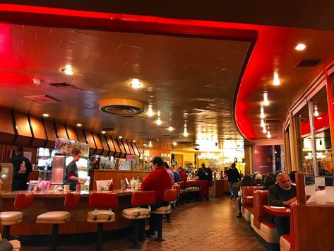 Bob's Big Boy: The Story of an LA Icon Burger Restaurant Interior, Bobs Big Boy, Big Boy Restaurants, Classic American Diner, Big Burger, Boys Furniture, Riverside Drive, Vintage Hot Rod, Streamline Moderne