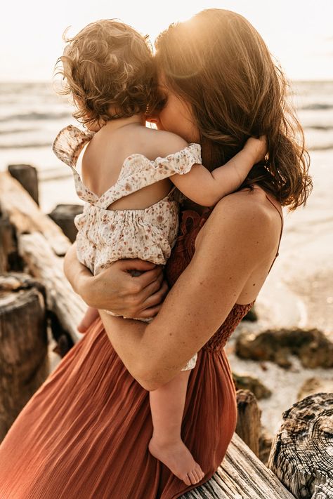 Beach Pics Family Of 3, Beach Family Photos Single Mom, Boho Beach Photoshoot Family, Boho Family Beach Pictures, Family Session Beach, Motherhood Beach Photoshoot, Single Mom Beach Photos, Family Photoshoot Outfits Beach, Mom And Baby Beach Photos