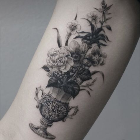 Vintage Tattoo Art Black And White, Old Time Tattoos, Unique Micro Tattoo, Soft Black And Grey Tattoo, Victorian Sleeve Tattoo, Gray Scale Tattoos, Vintage Tattoo Aesthetic, Victorian Art Tattoo, Antique Style Tattoos