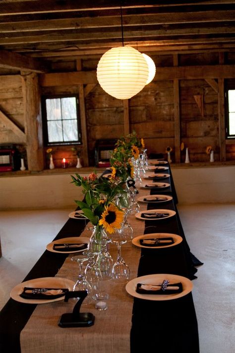 Black+Tablecloth+Wedding | Rustic Barn Wedding Black tablecloth with burlap. I had always seen ... Black Table Cloth With Burlap And Lace Runner, Black Tablecloth Wedding, Burlap Table Decorations, Sunflower Table Runner, Sunflower Centerpieces, Black Tablecloth, Mens Birthday, Barn Parties, Vet School