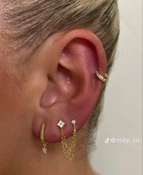 Piercing Stack, Ear Stacks, Earring Stack, Pretty Ear Piercings, Mini Earrings, Earring Ideas, Ear Stack, Jewelry Inspo, Dream Jewelry