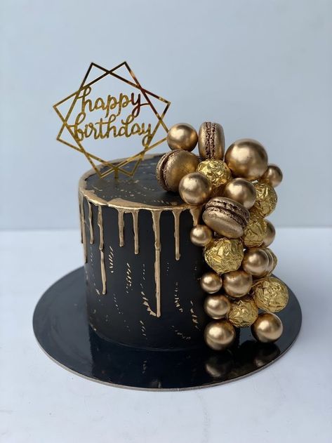 Golden Black Cake Birthday, Black And Gold Cake Decoration, Black And Gold Party For Men, Golden Birthday Cakes For Men, Black And Gold 50th Birthday Cake For Men, 30th Birthday Cake Black And Gold, 30 Bday Cake For Men, Black And Gold 18th Birthday Cake, Black Cakes Birthday For Women