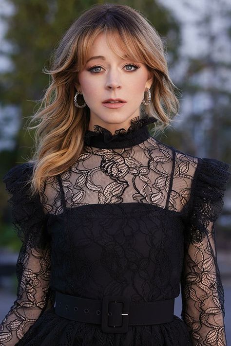 Lindsey Stirling Outfits, Lindsay Stirling, Expression References, Lindsey Sterling, Liza Koshy, Cheap Swimwear, Lilly Singh, Lindsey Stirling, Violinist