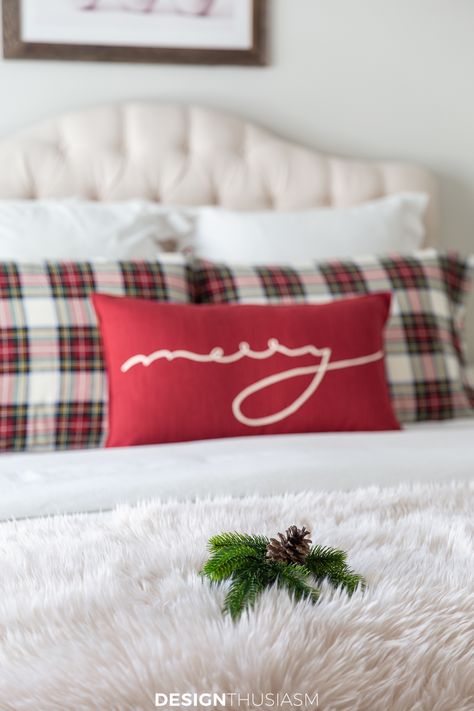 Christmas Guest Bedroom, Christmas Guest Room, Christmas Bedroom Decor Ideas, Christmas Bedroom Decor, Faux Branches, Christmas Decorations Bedroom, Christmas Bedroom, Bedroom Decor Ideas, Pretty Christmas