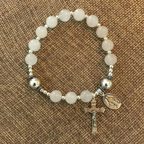 Glory Be, Rosary Jewelry, Beads Craft Jewelry, Friendship Bracelets With Beads, Beaded Jewels, Our Father, Diy Bracelet Designs, Rosary Bracelet, Beads Bracelet Design