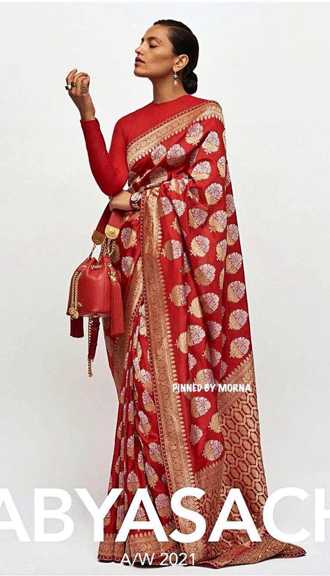 Sabyasachi Mukherjee - India 🇮🇳 Sabyasachi Red Benarasi Saree, Red Banarasi Saree Sabyasachi, Sabyasachi Bridal Lehenga Collection, Masaba Saree, Modest Saree, Sabyasachi Lehenga Bridal, Saree Shoot, Sabyasachi Bridal, Sabyasachi Sarees