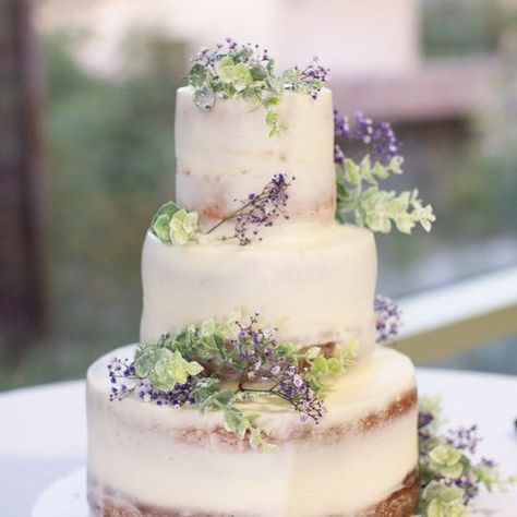 lavender & sage wedding cake Sage Wedding Cake, Lavender And Sage Wedding, Lavender Wedding Cake, Wedding Cake Fresh Flowers, Lavender Cake, Wedding Color Pallet, Country Wedding Cakes, Chocolate Wedding, Small Wedding Cakes