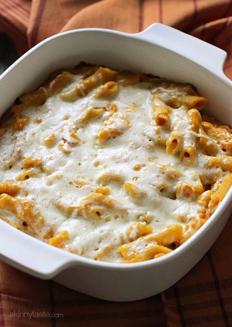 Cheesy Baked Pumpkin Pasta - Skinnytaste Pumpkin Sauce, Pumpkin Pasta, Pecorino Cheese, Wheat Pasta, Cheese Pumpkin, Skinnytaste Recipes, Everything Pumpkin, Pumpkin Everything, Skinny Taste Recipes