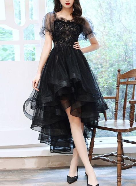 Thrift Clothes, डिजाइनर कपड़े, High Low Prom Dress, Prom Dress Black, Fancy Clothes, Black Evening Dress, Black Homecoming Dress, 60's Dress, Short Homecoming Dress